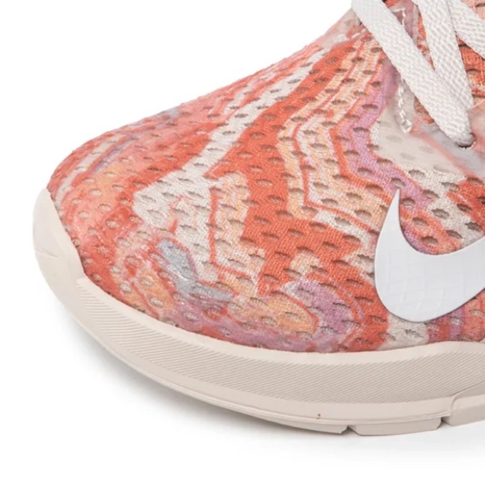 Nike Metcon 6 in Desert Sand Summit White Women’s Size 8 - Picture 5 of 11
